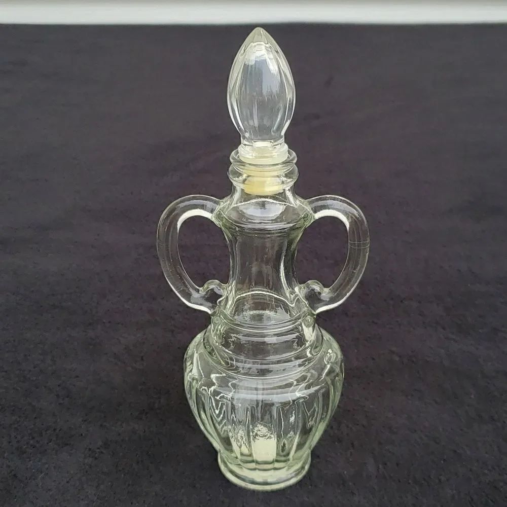 Vintage Avon Pretty Glass Decanter with Stopper (Empty/Refillable)